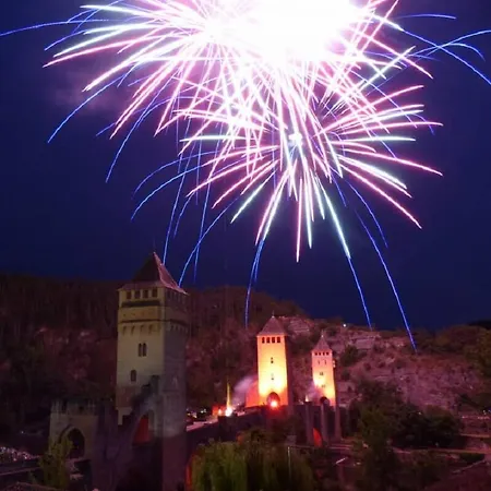 Апартаменты Le Petit Valentre Каор